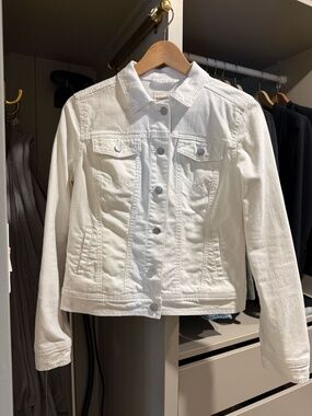 White Stretch Denim Trucker Jean Jacket XS